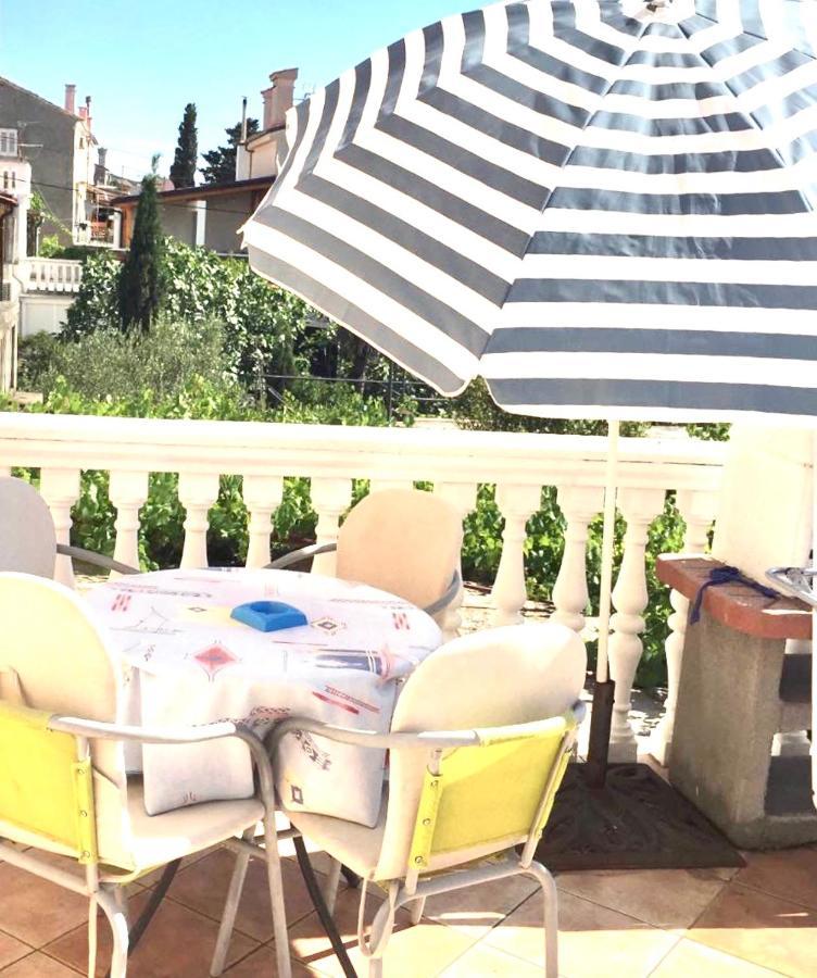Apartman Luna Punat Buitenkant foto