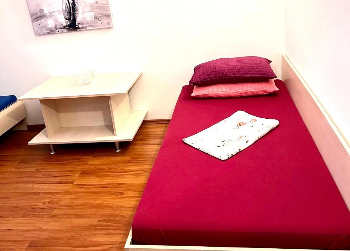 Apartman Luna Punat Buitenkant foto