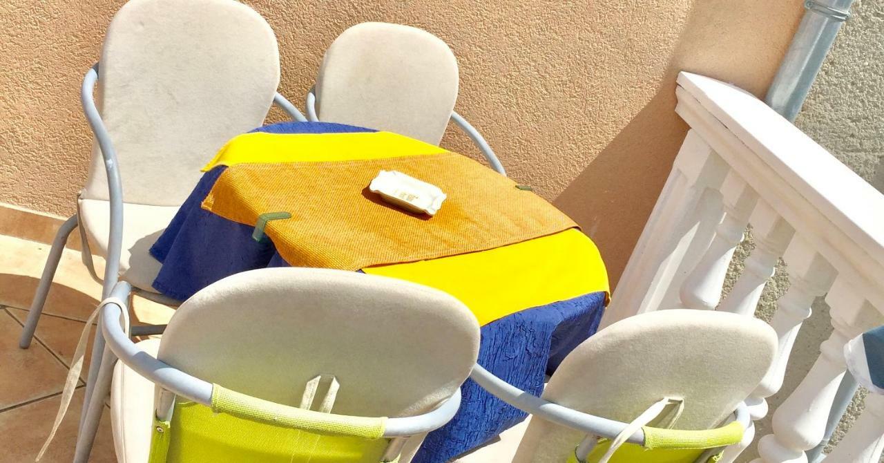 Apartman Luna Punat Buitenkant foto